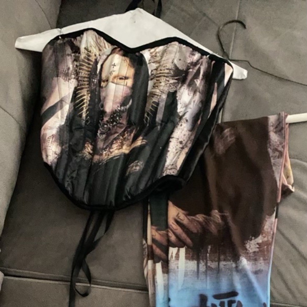 Alejandro Collection